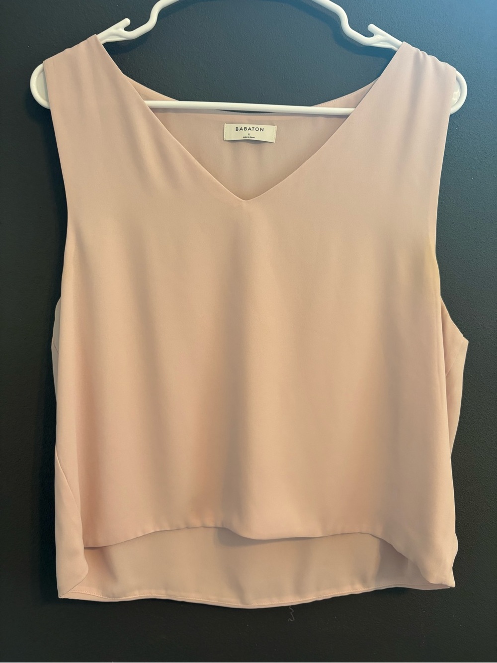 Babaton Blush Pink V-Neck Sleeveless Blouse